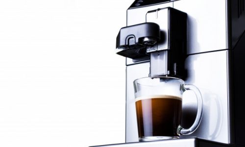 Comment doser le café dans une cafetière électrique ?