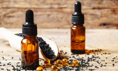 Est-ce que l’huile de nigelle hydrate la peau ?